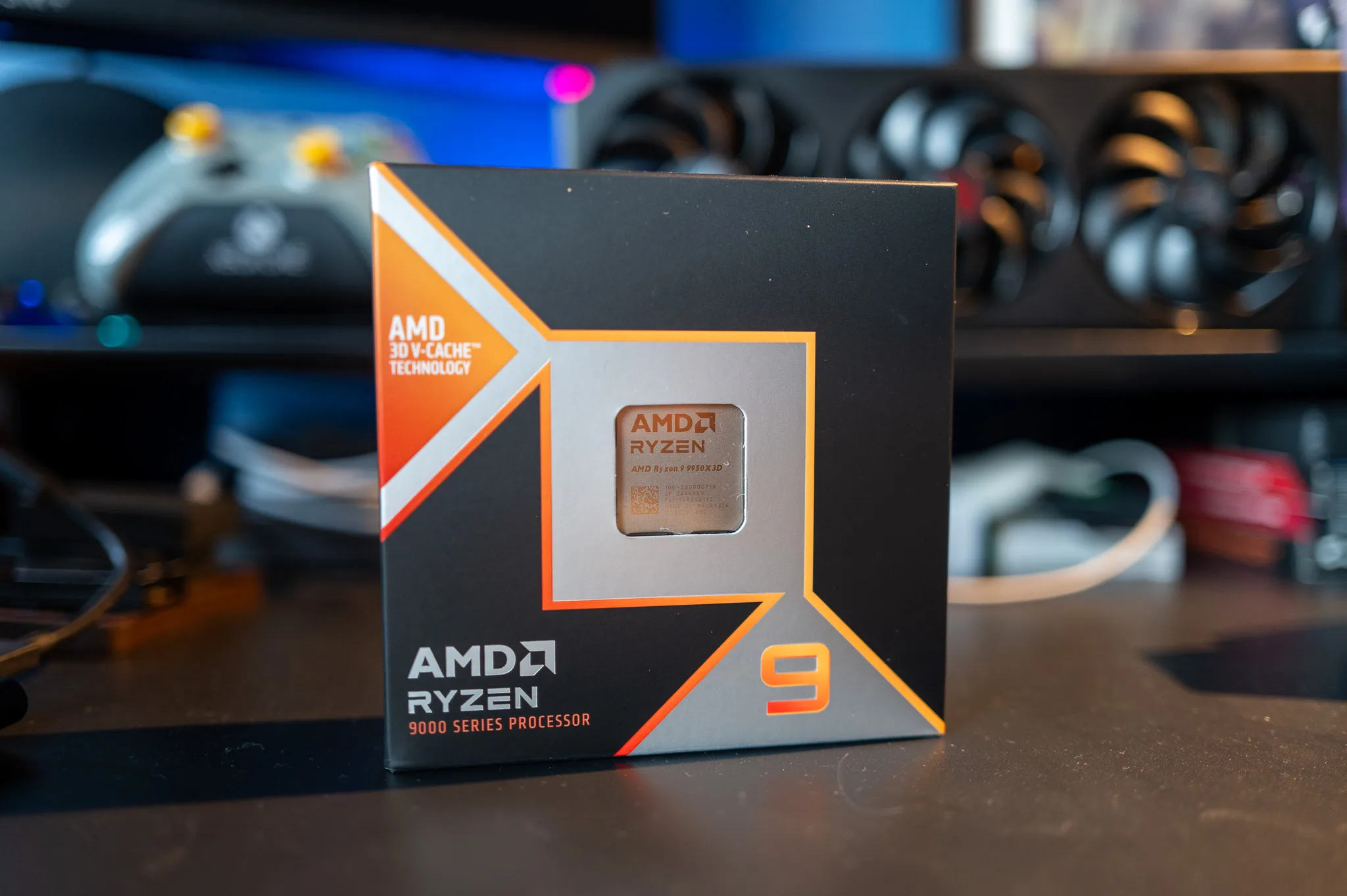 Seperti Ryzen 7 9800X3D, Ryzen 9 9950X3D kemungkinan besar akan sulit ditemukan di pasaran saat peluncuran. Gambar: HWZ